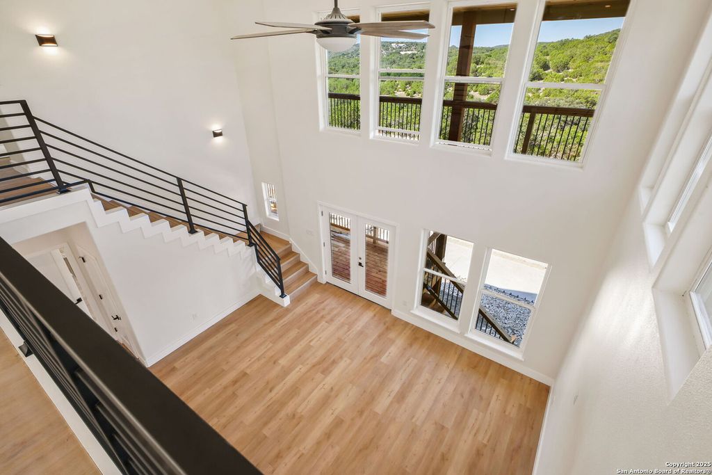 Photo of 312 Skyline, Canyon Lake, TX 78133 (MLS # 1923676)