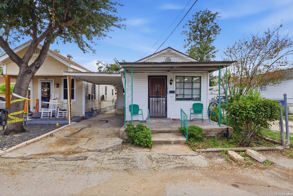 Photo of 1610 AMESTOY ST, San Antonio, TX 78207 (MLS # 2023716)