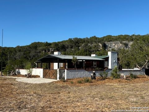 A home in Leakey