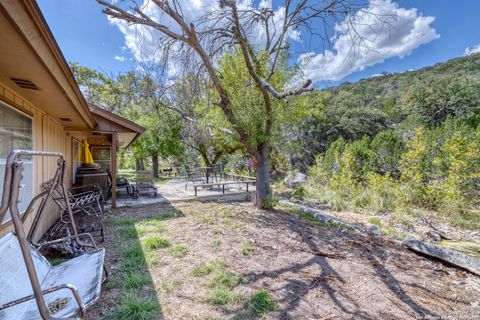 A home in Leakey