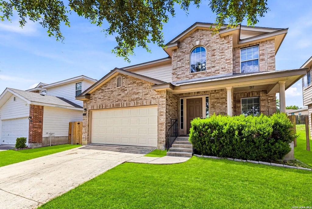 Photo of 8050 CHISOS OAK DR, San Antonio, TX 78223 (MLS # 1992127)