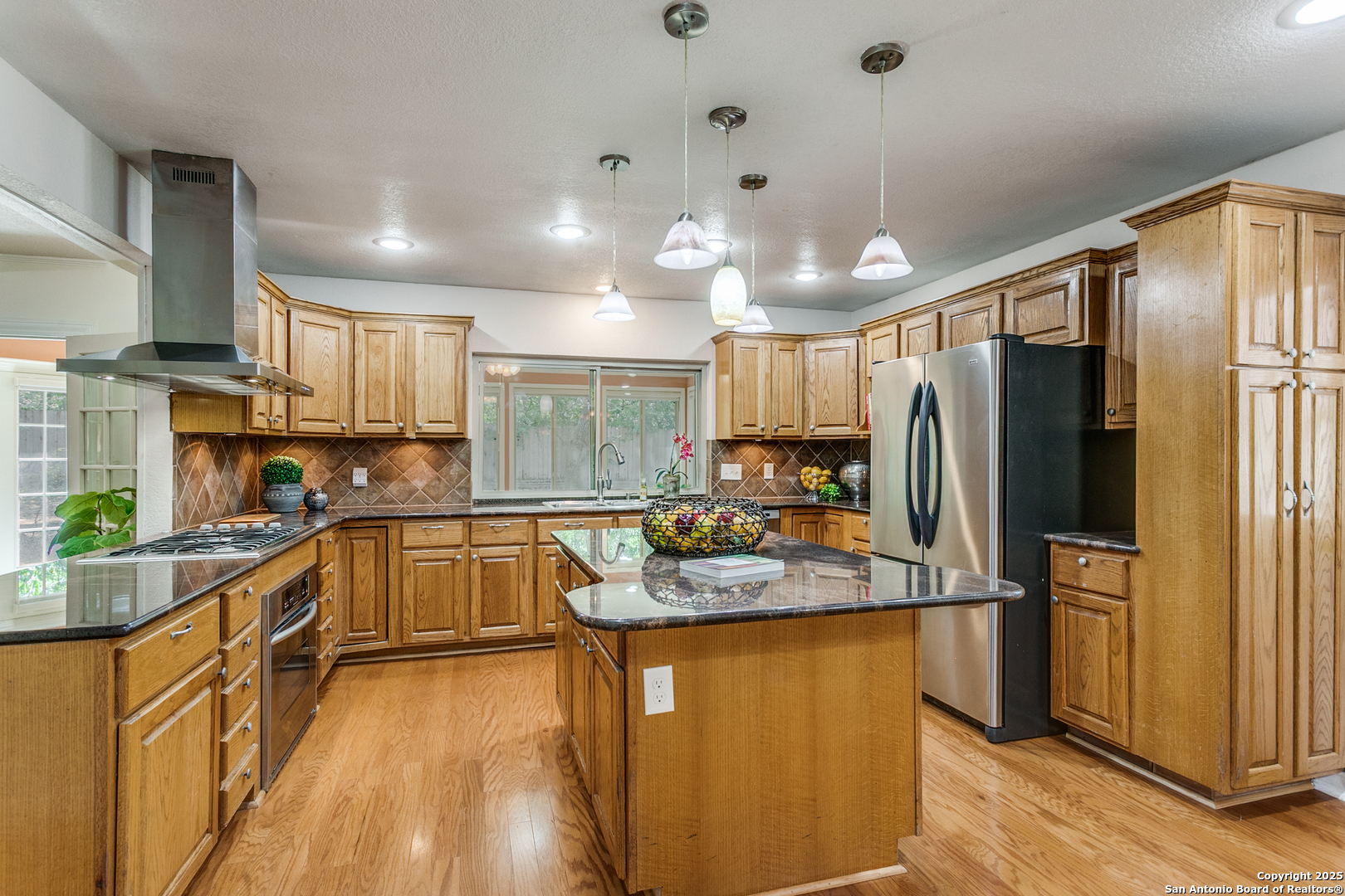 11102 Whisper Hollow