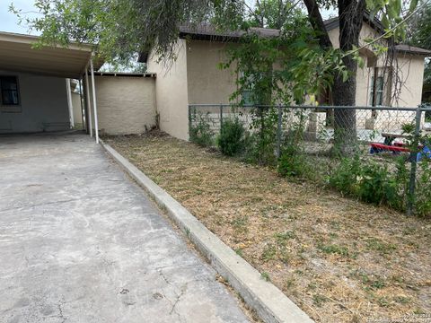 A home in Del Rio