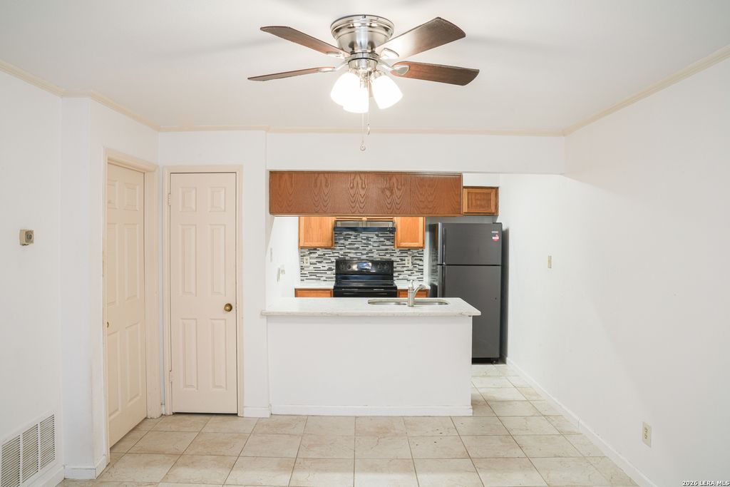 Photo of 11610 VANCE JACKSON 987 #987, San Antonio, TX 78230 (MLS # 1958279)