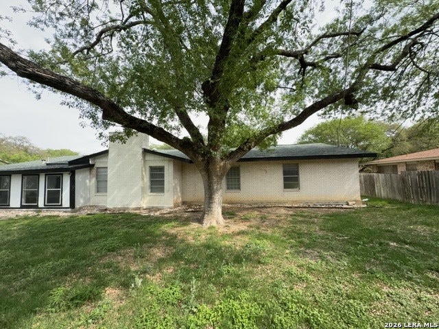 202 SHALIMAR DR