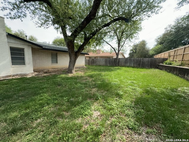 202 SHALIMAR DR