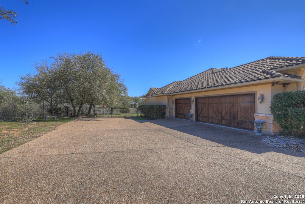 listing image 72