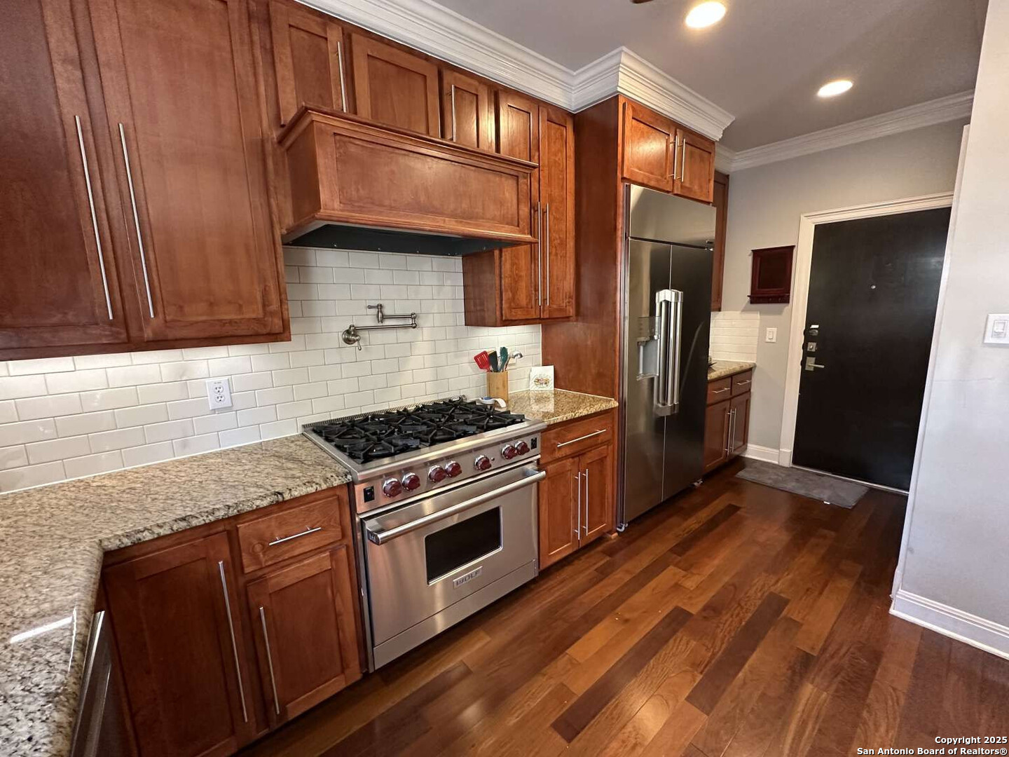 158 Katherine Ct B