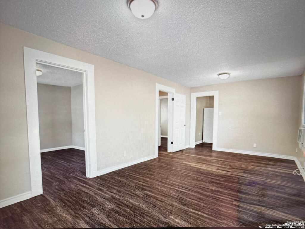 Photo of 114 Teresa, San Antonio, TX 78214 (MLS # 1913211)