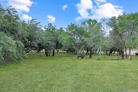 A home in Floresville