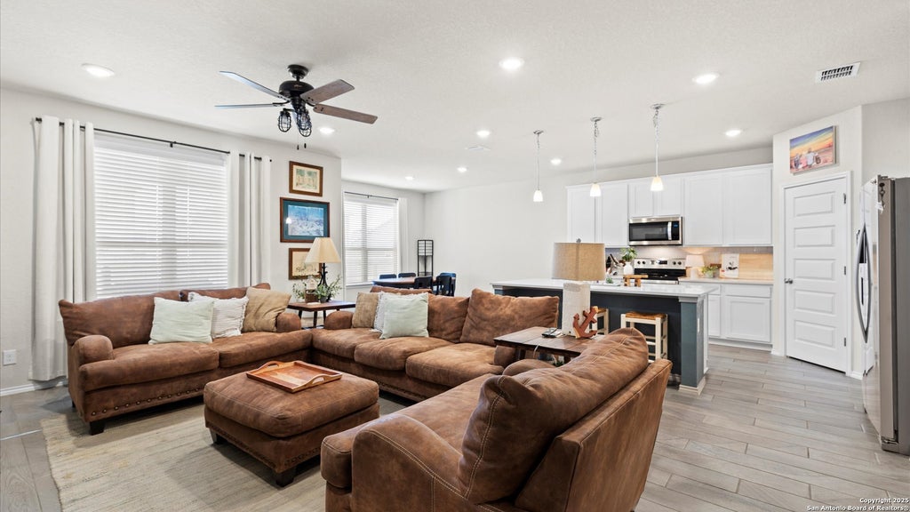 Photo of 2437 HIDDENBROOKE TRCE, Seguin, TX 78155 (MLS # 2024659)