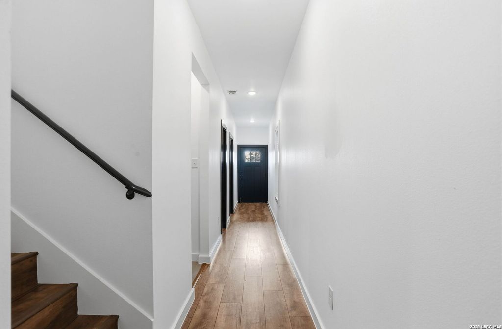 Photo of 317 Porter St, San Antonio, TX 78210 (MLS # 1939631)