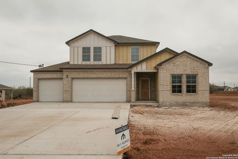 A home in Floresville