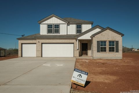 A home in Floresville