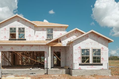 A home in Floresville