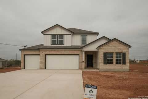 A home in Floresville