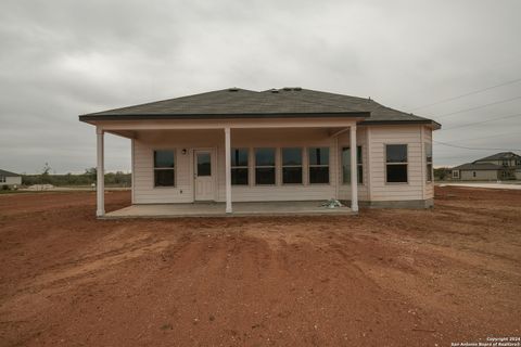 A home in Floresville