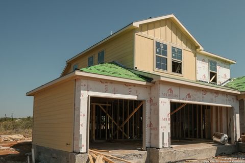 A home in Floresville