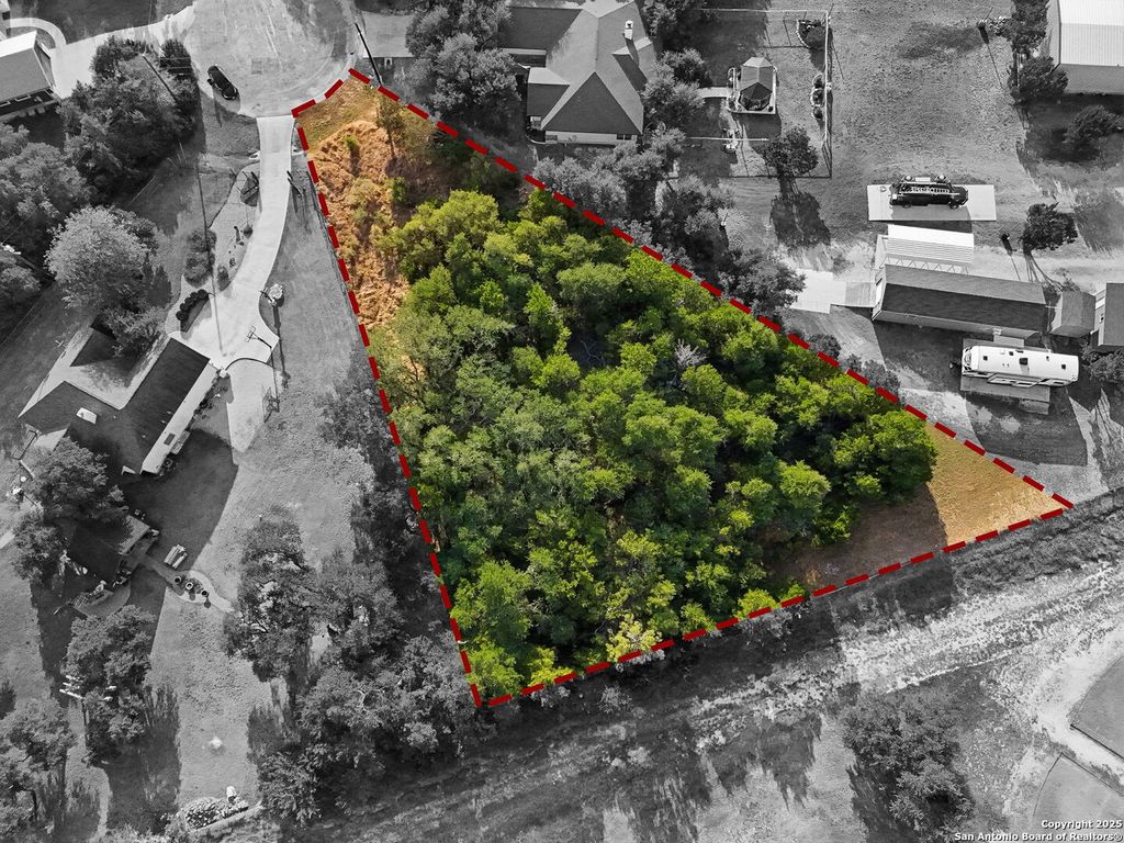 Photo of 1371 Four Winds, Canyon Lake, TX 78133 (MLS # 1924288)