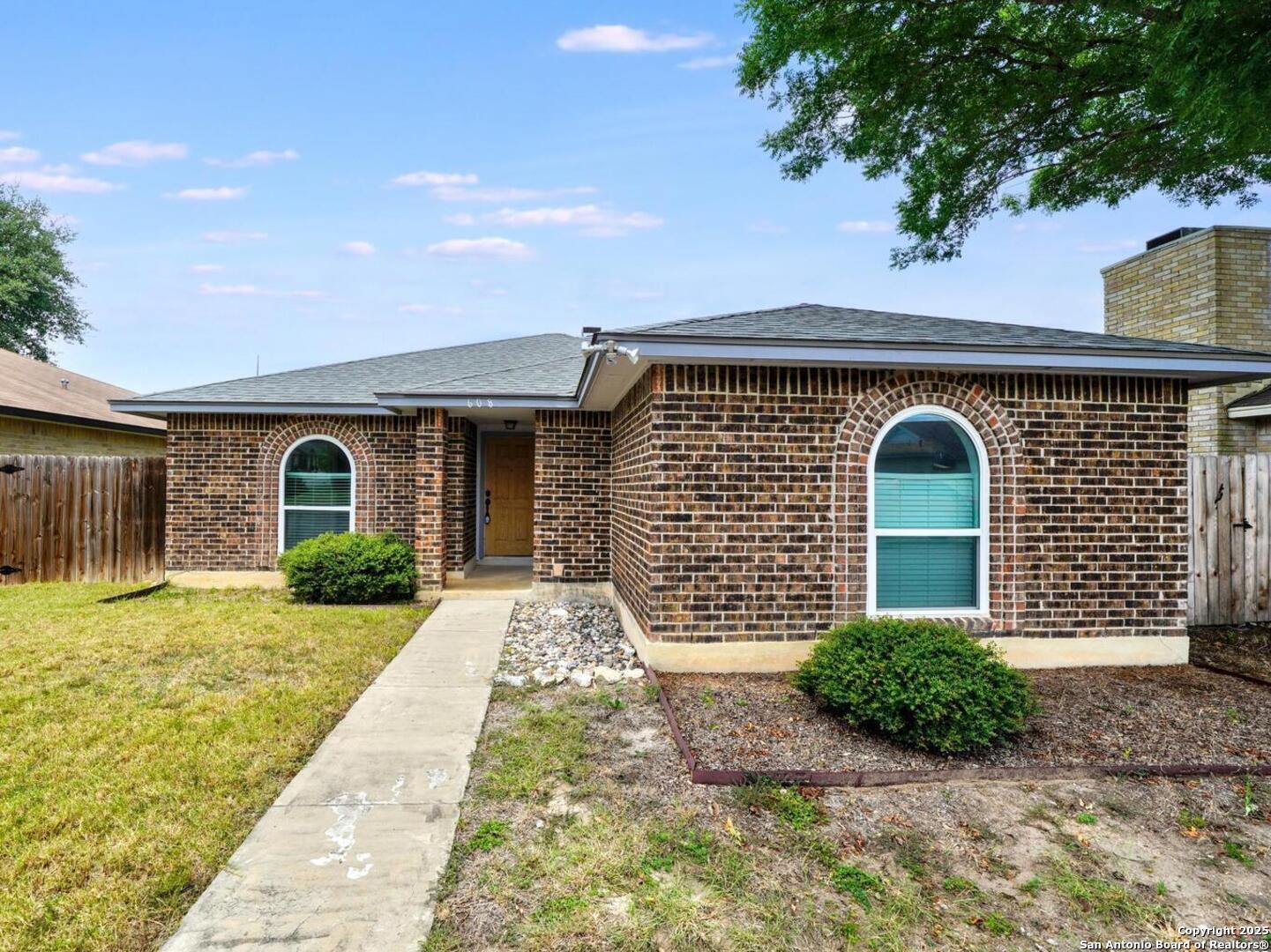 608 Fern Meadow