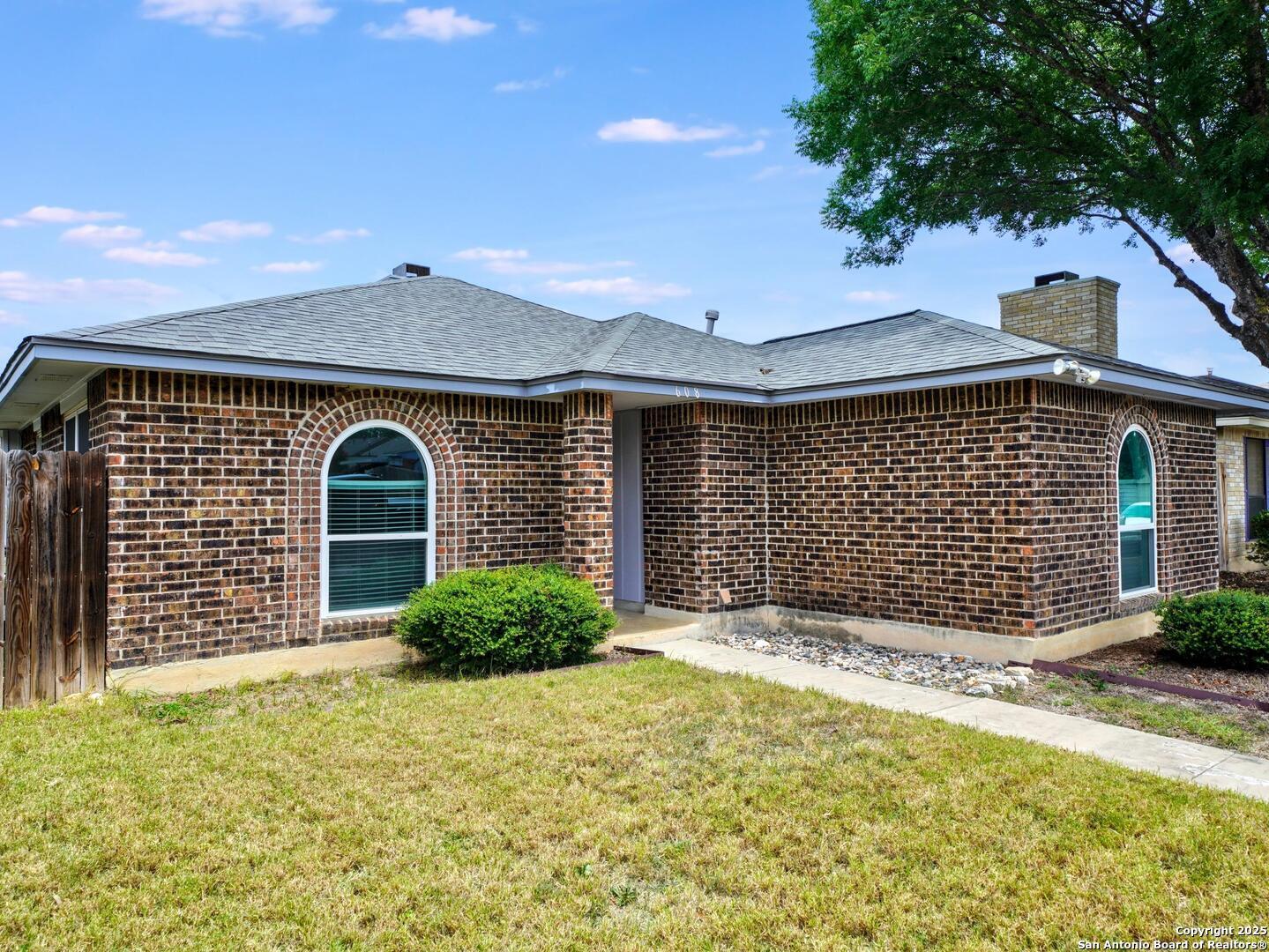 608 Fern Meadow