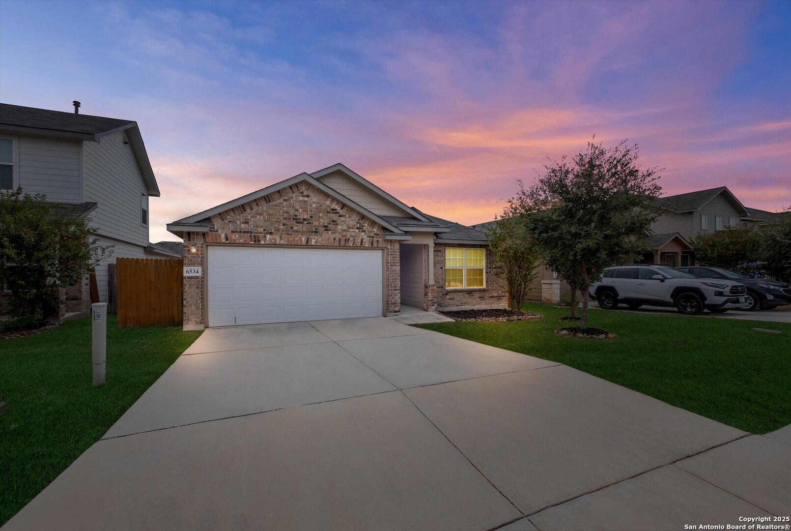 Photo 1 of 25 — 6534 Hoffman Plain, San Antonio, TX 78252
