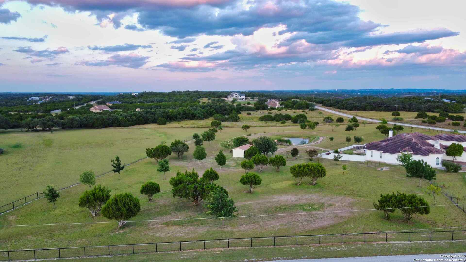 411 Oak Haven
