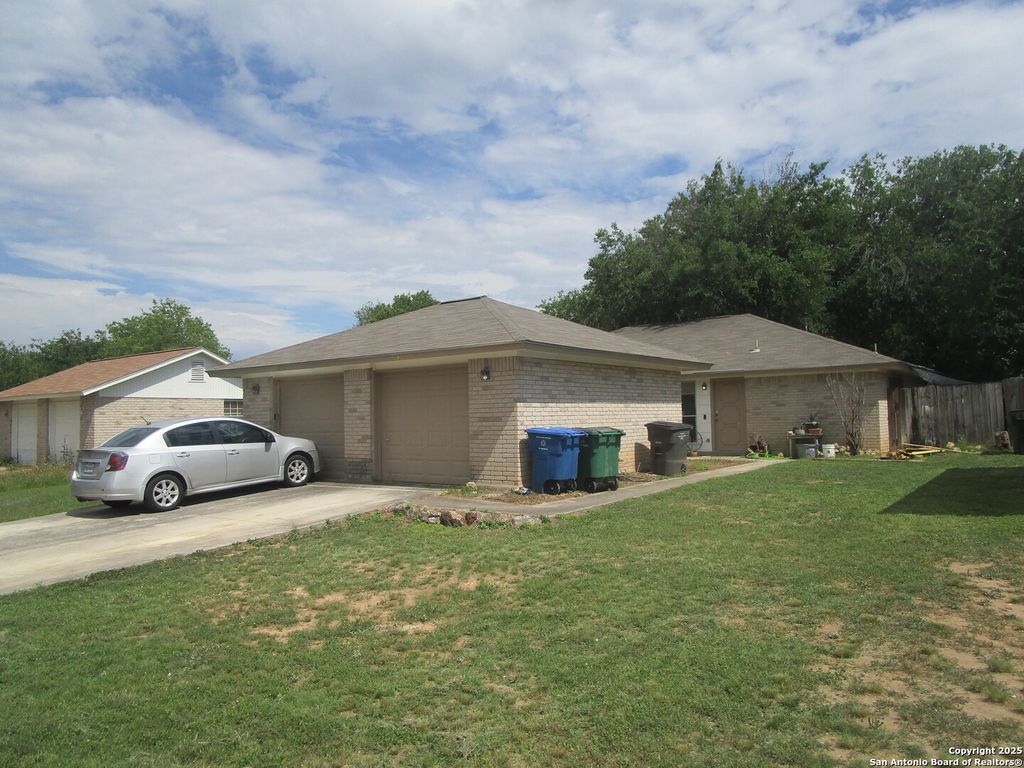 Photo of 8842 Meadow Trace, San Antonio, TX 78250 (MLS # 1937881)