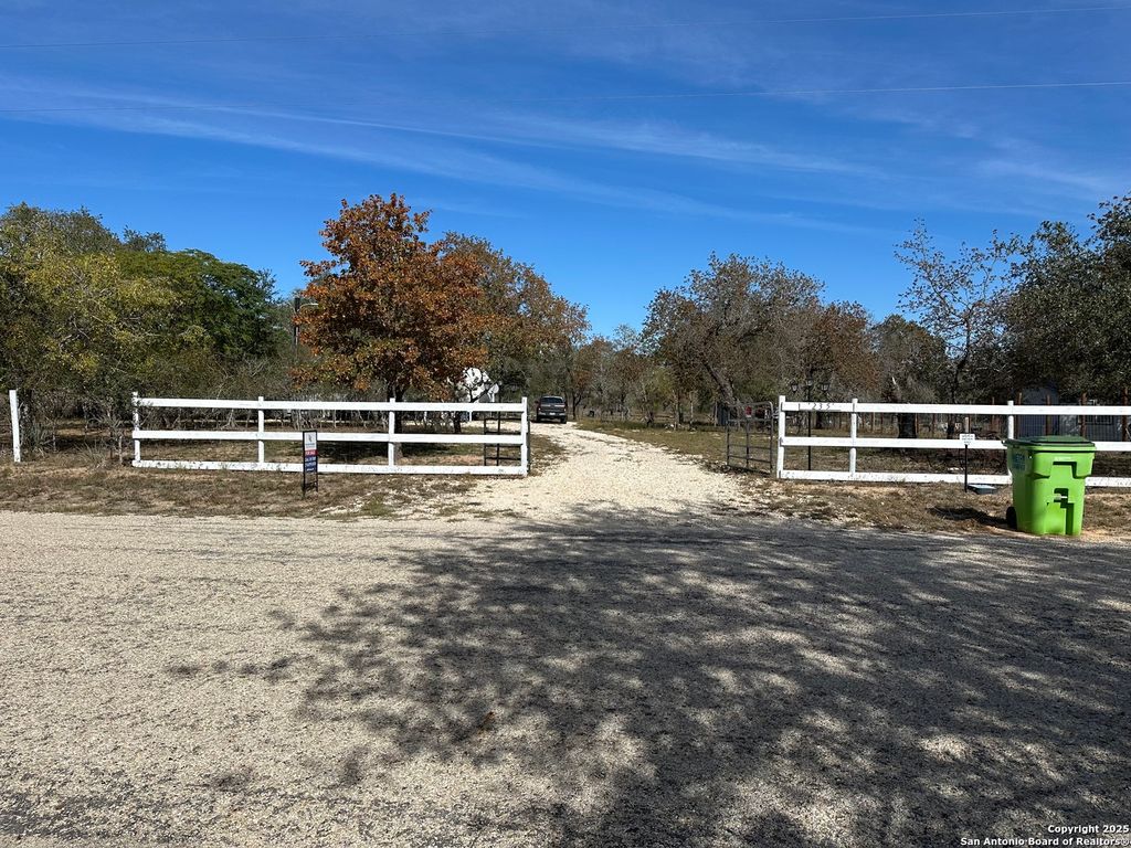 Photo of 235 E King Phillips, Poteet, TX 78065 (MLS # 1915300)