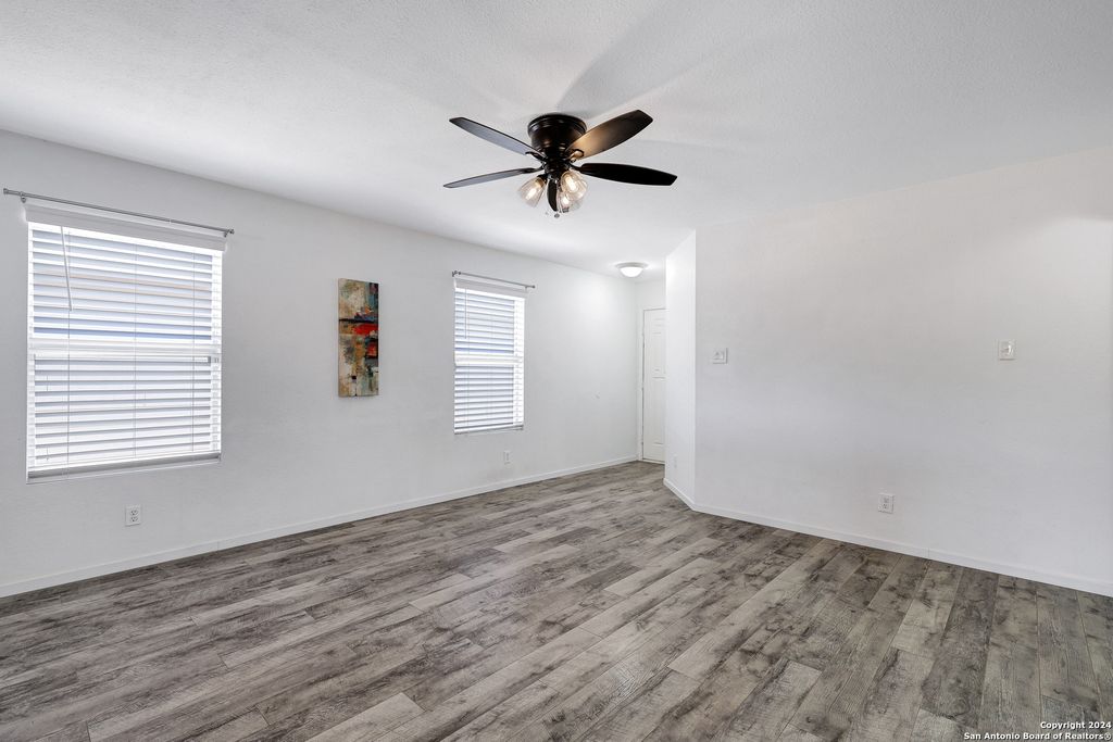 Photo of 12223 Autumn Cherry, San Antonio, TX 78254 (MLS # 1915717)