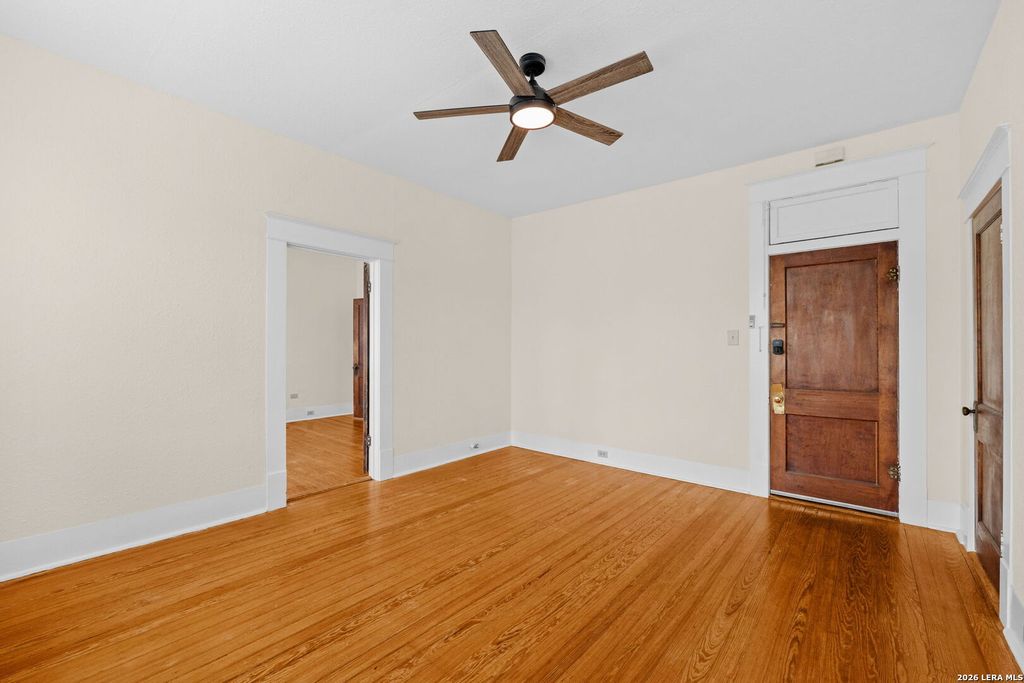 Photo of 217 Castillo Ave 3 #3, San Antonio, TX 78210 (MLS # 1956772)