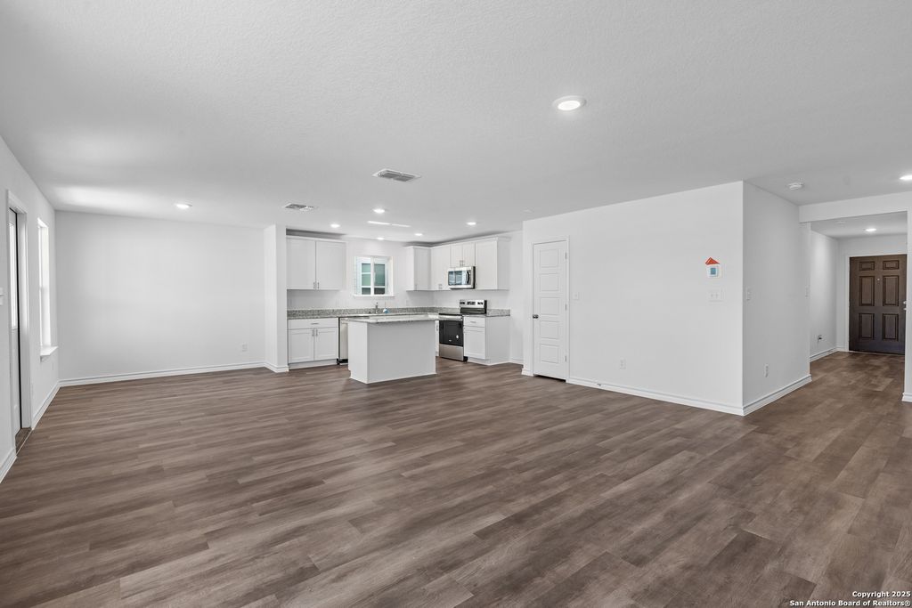 Photo of 202 Wild Yonder Lane, Boerne, TX 78006 (MLS # 1942629)