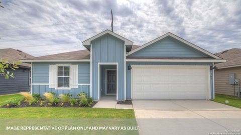 732 PRINCE ALBERT Seguin TX 78155