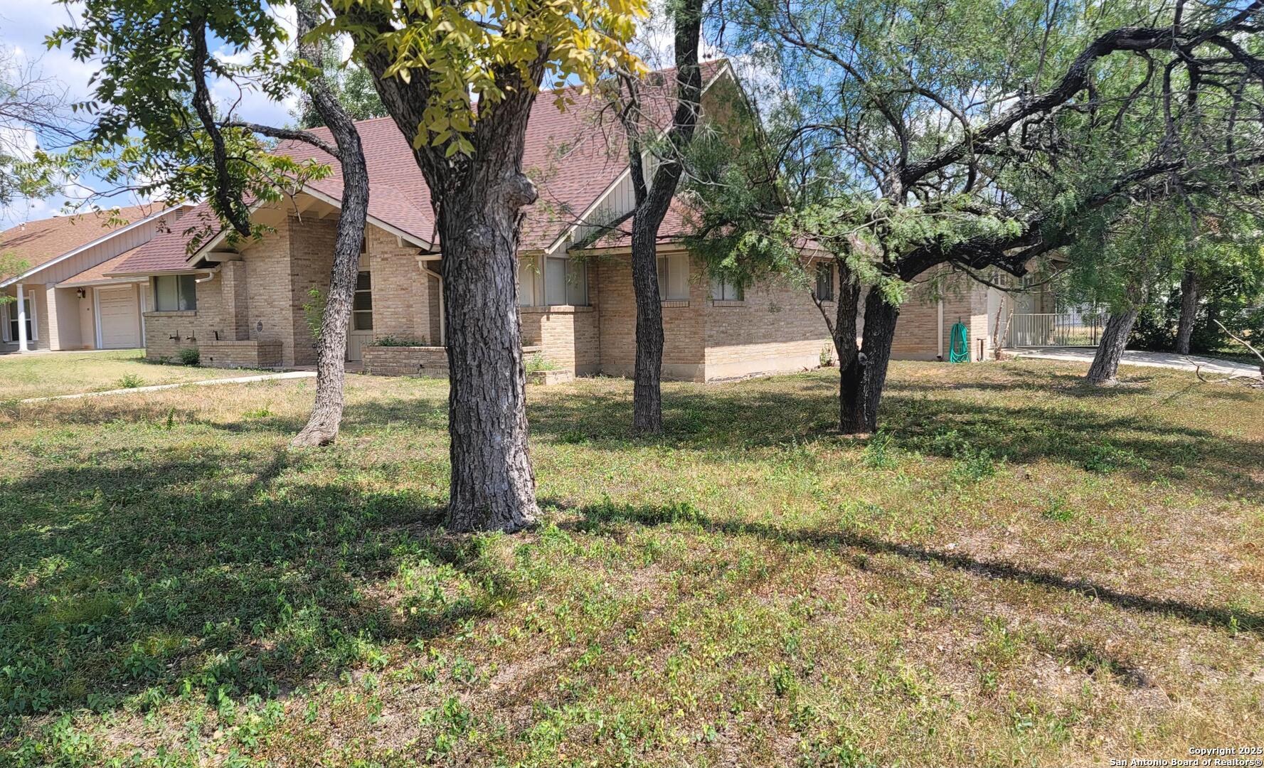 118 S gardenview
