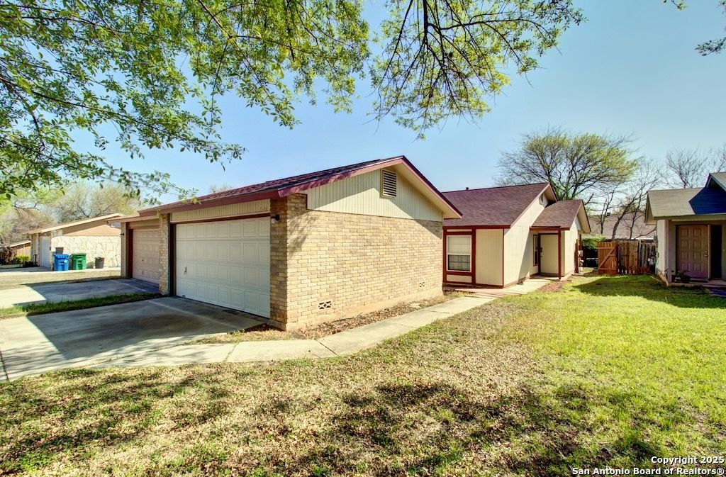 Photo of 1346 Bayou, San Antonio, TX 78245 (MLS # 1873866)