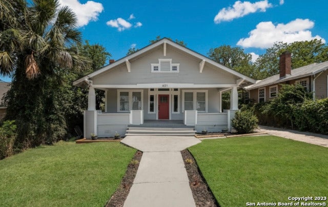 Photo of 621 Hays, San Antonio, TX 78202 (MLS # 2012112)