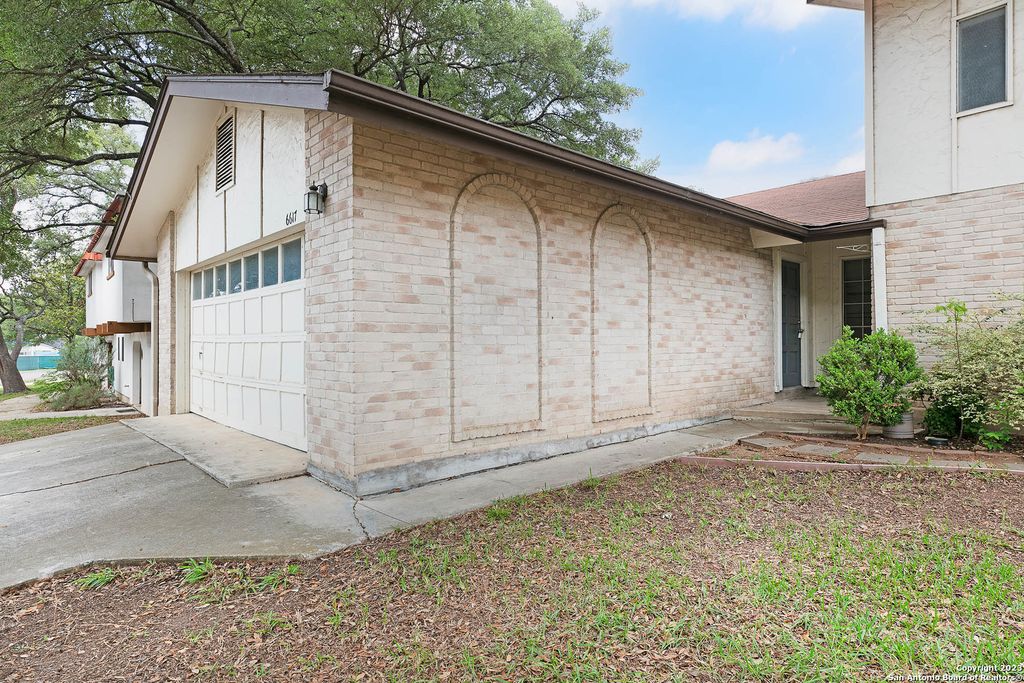Photo of 6617 Forest Grove, San Antonio, TX 78240 (MLS # 1931594)