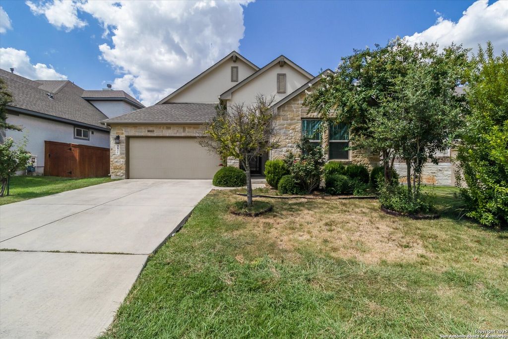 Photo of 9815 Catell, Boerne, TX 78006 (MLS # 1960665)