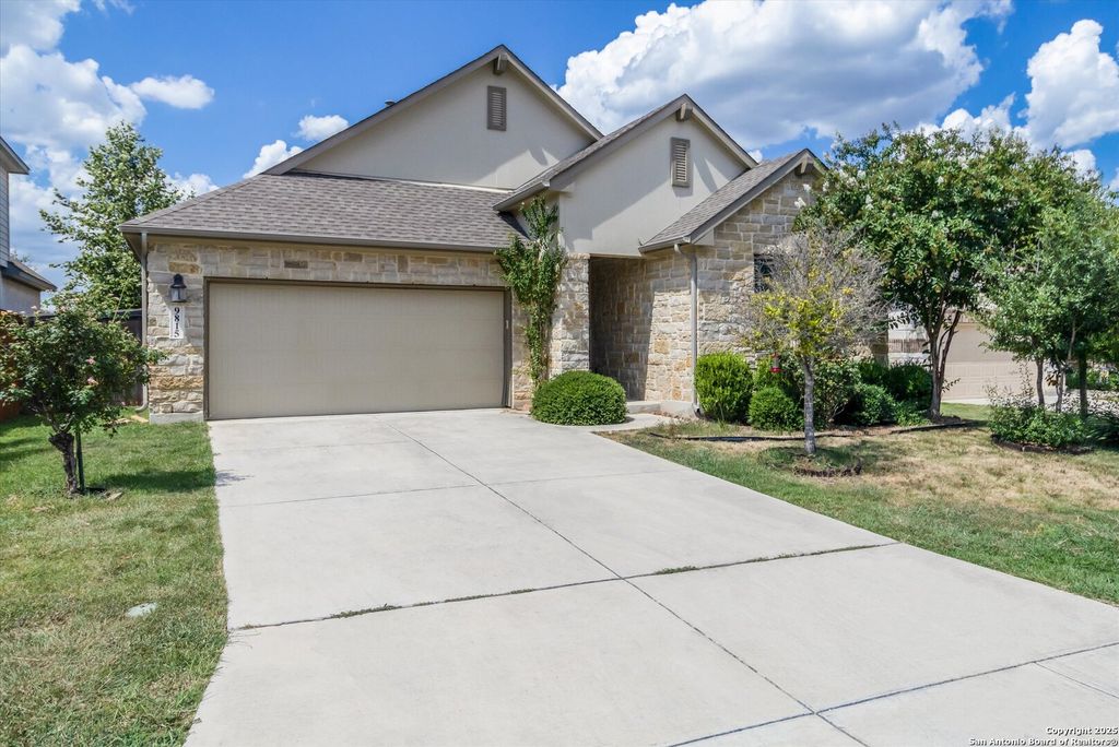Photo of 9815 Catell, Boerne, TX 78006 (MLS # 1960665)