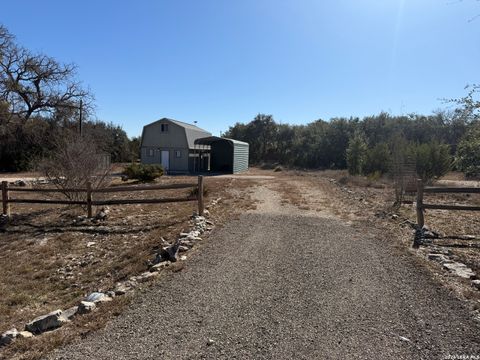 Photo of 9137 Fawn Creek, Spring Branch, TX 78070 (MLS # 1935384)