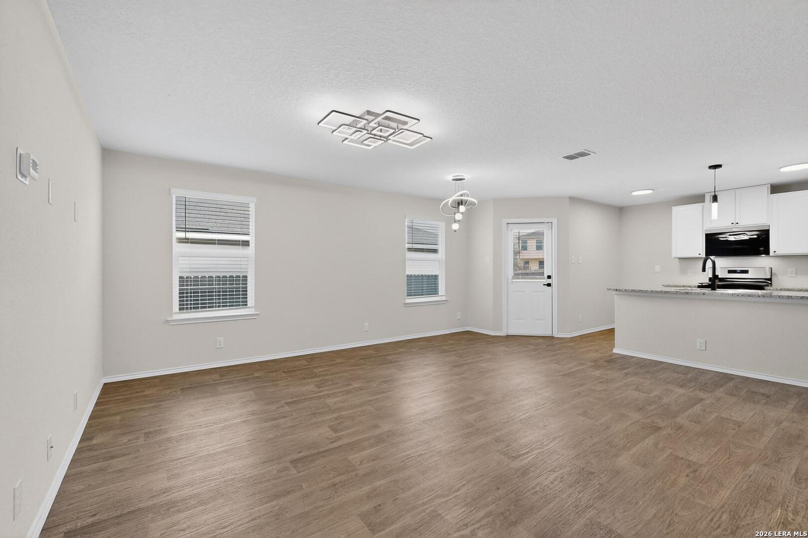 1035 Cozumel Emerald