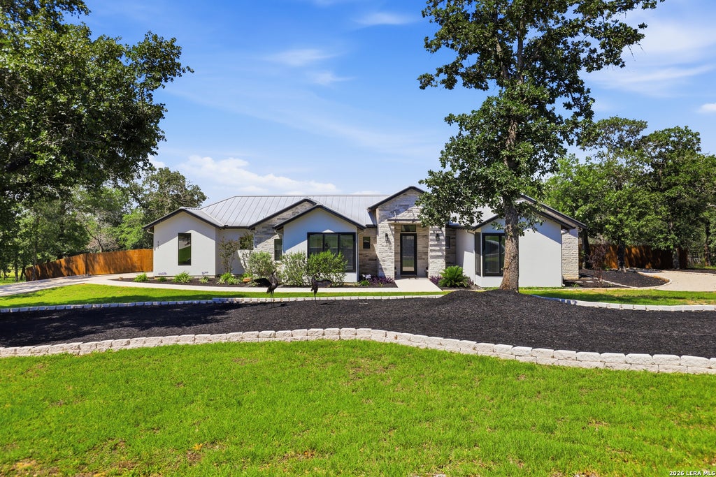 Photo of 117 Chisum, La Vernia, TX 78121 (MLS # 1966723)