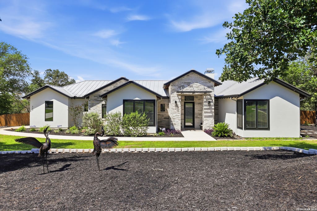 Photo of 117 Chisum, La Vernia, TX 78121 (MLS # 1966723)