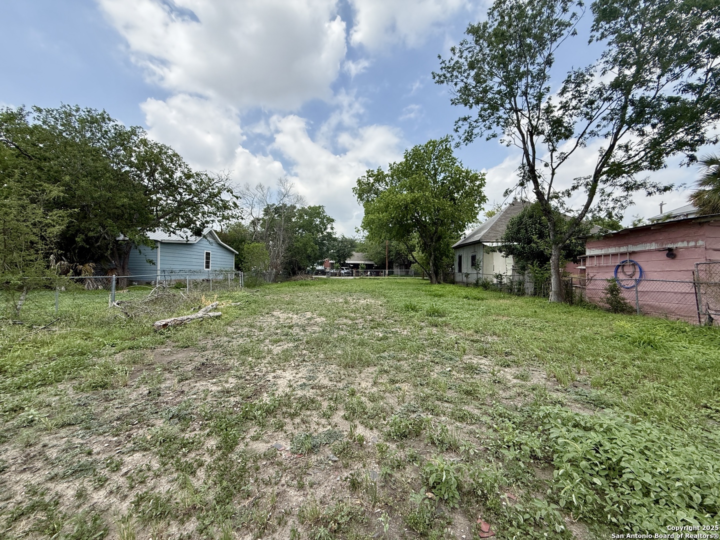 622 Martin Luther King Dr