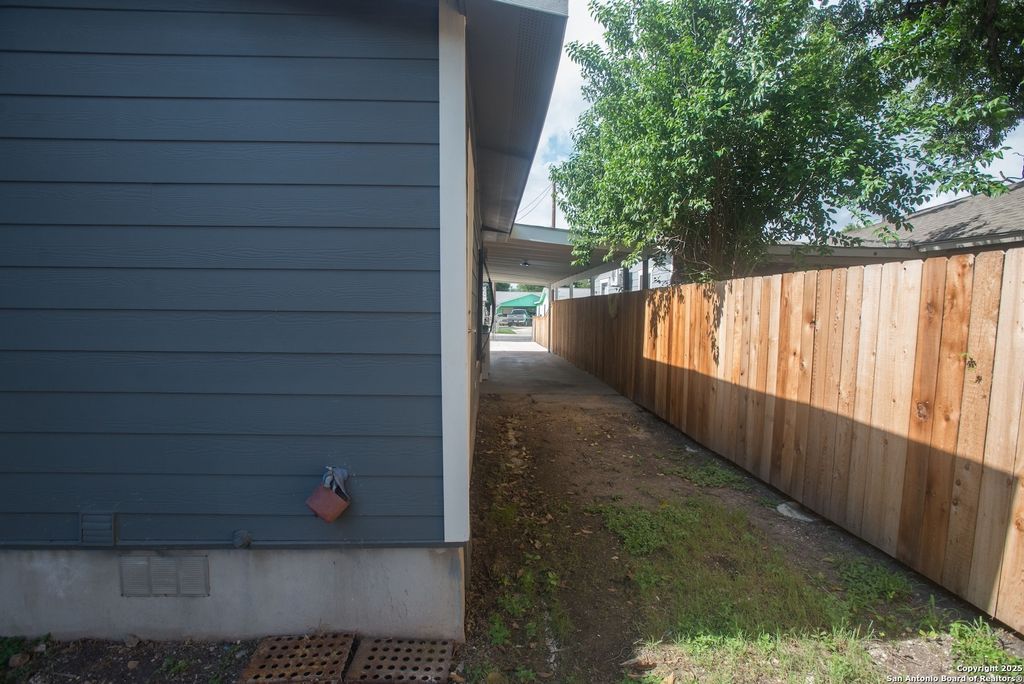 Photo of 611 Brunswick, San Antonio, TX 78214 (MLS # 1925016)