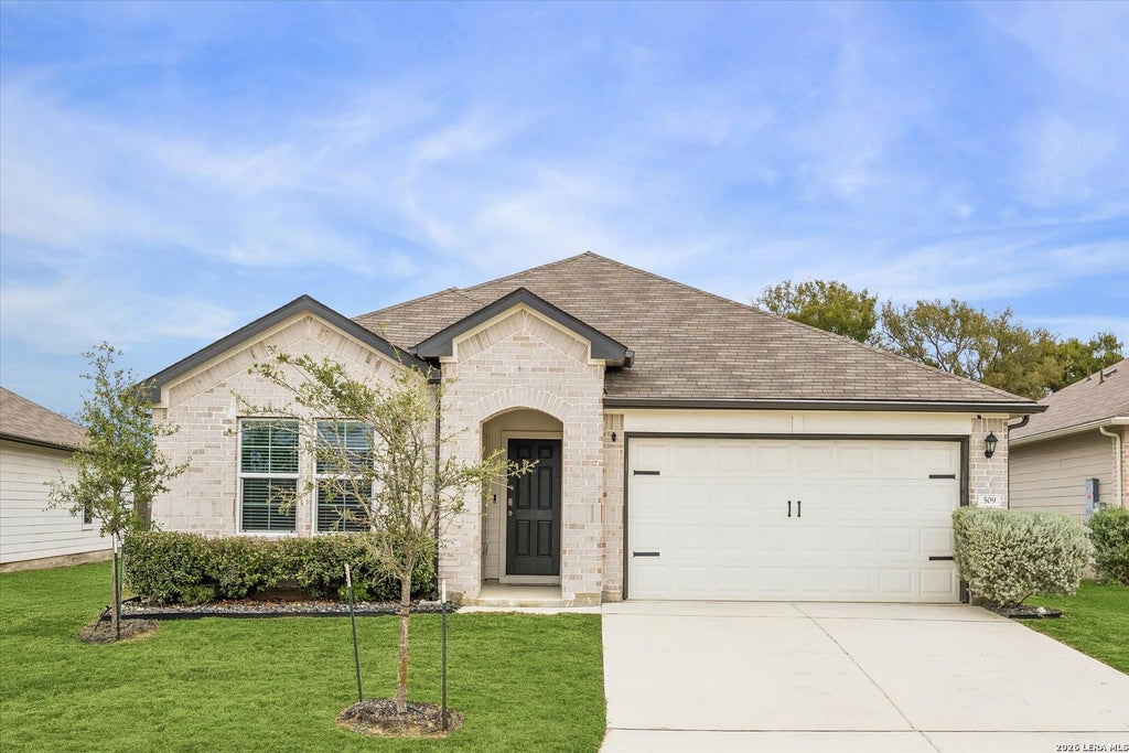 Photo of 509 Chaco Loop, Seguin, TX 78155 (MLS # 2023553)