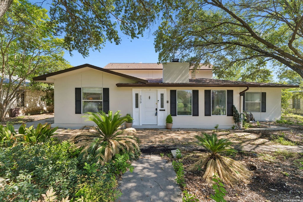 Photo of 239 E Nottingham, San Antonio, TX 78209 (MLS # 1991558)
