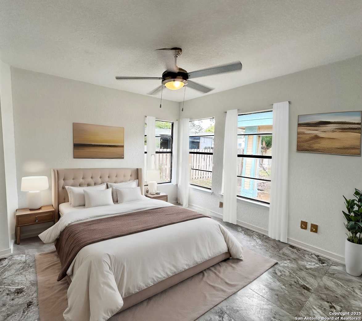 6909 Belforest
