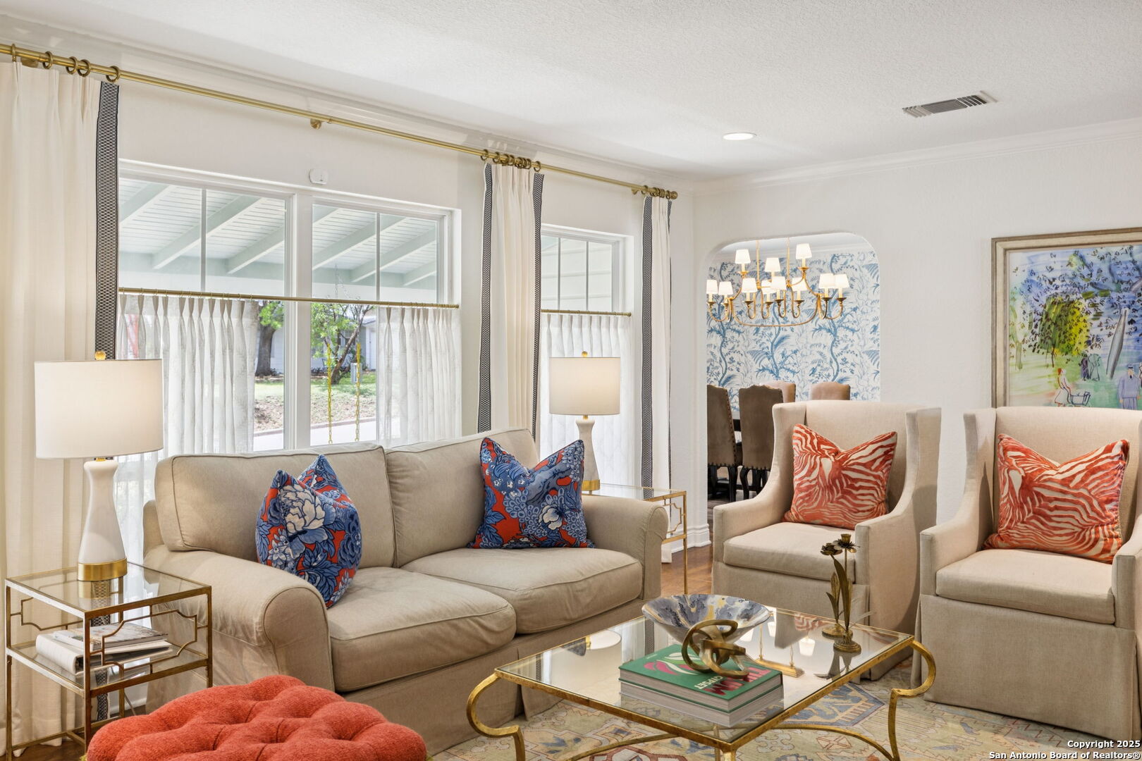 235 E Fair Oaks