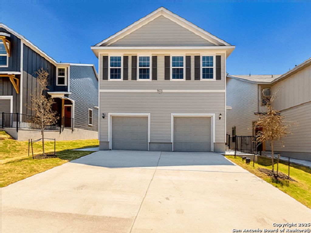 Photo of 7532 Briarwood Pass 102 #102, San Antonio, TX 78252 (MLS # 1914444)